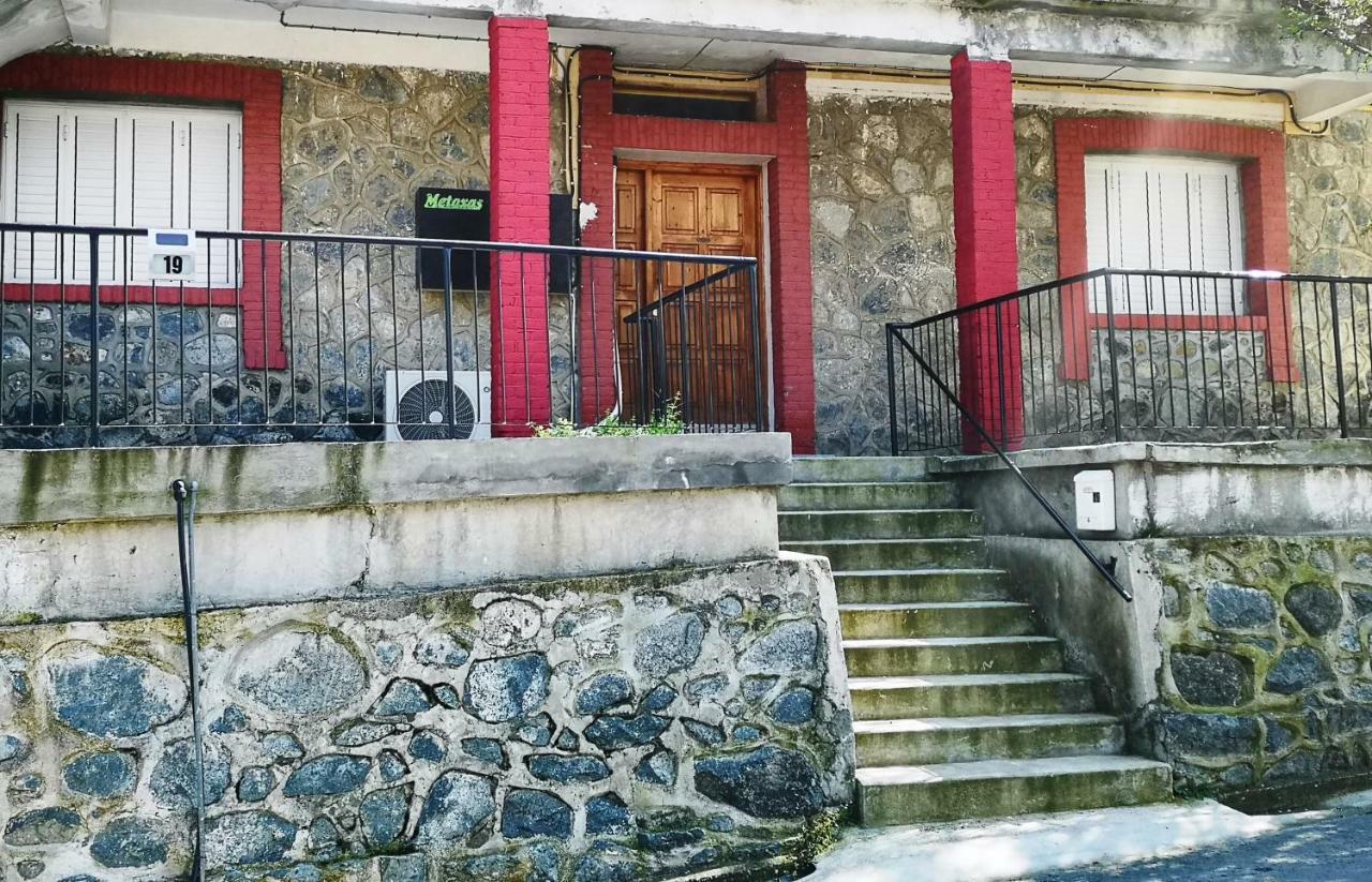 Gasthaus Metaxas Mansion Kakopetria Exterior foto